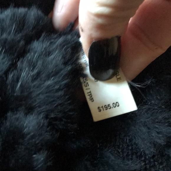 Knitted fur SLE vest - Picture 3 of 3